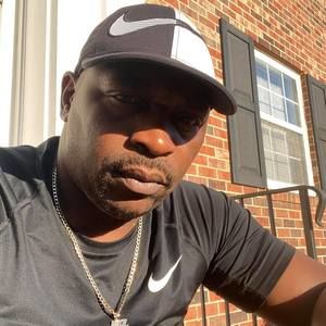 Meet your Posher, Corey